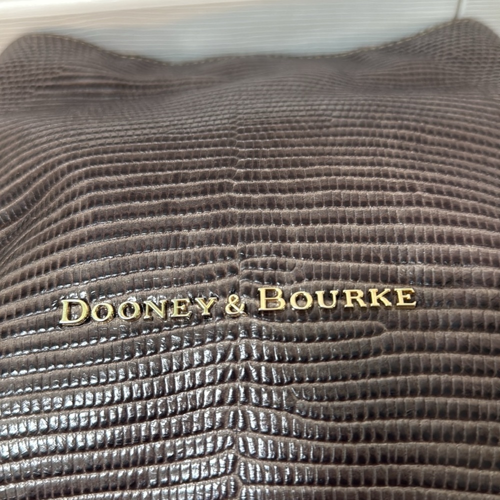 Dooney & Bourke bag. - Picture 2 of 10